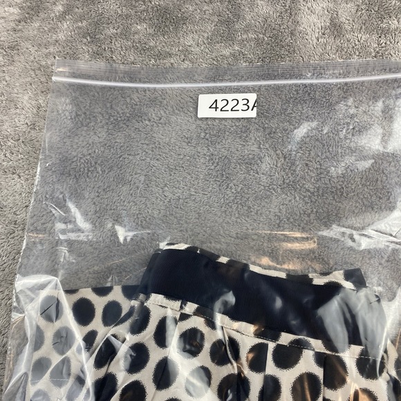 FOREVER 21 Lined Mini Skirt Womens Medium Beige Black Polka Dot - Picture 11 of 11